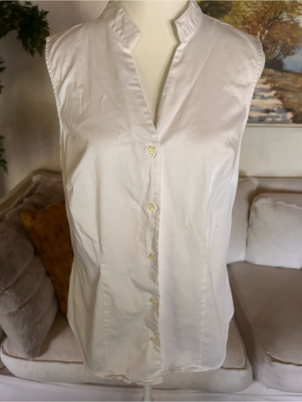 George Sleeveless Mandarin-Collar Button-Front Top in White